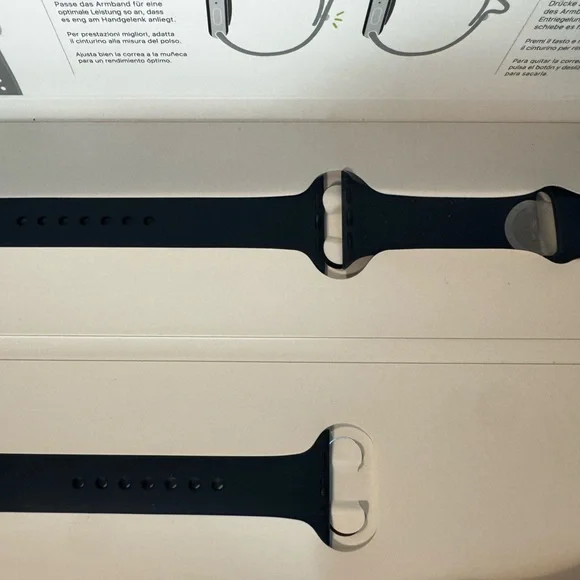 Rose Gold Apple Watch SE 40MM with Abyss Blue Sport Band + Extra Bands - Picture 4 of 8